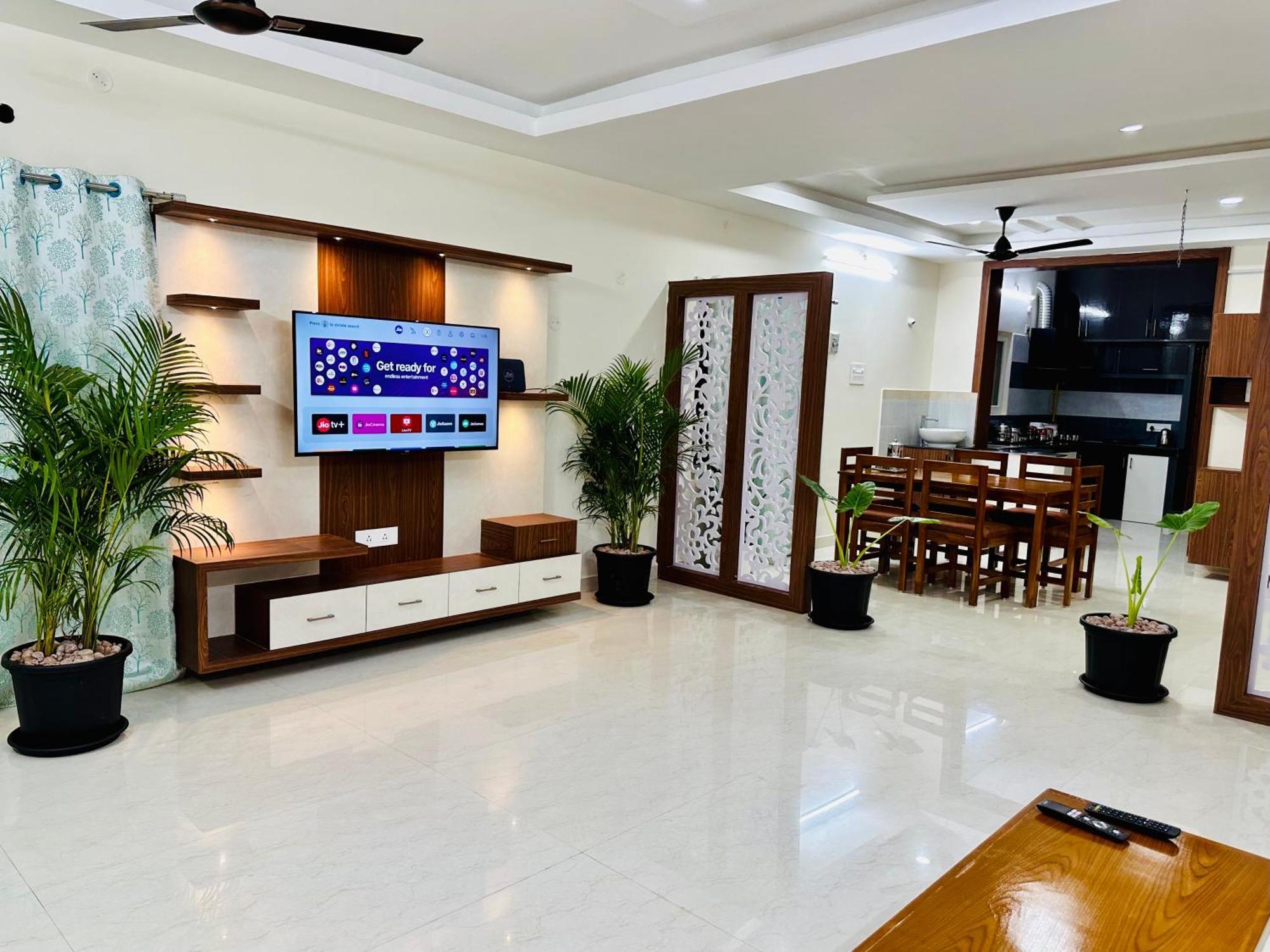 Truelife - 3Bhk Ac Apartments For Large Family - Best Location - Direct Flyover To Alipiri Gate - Walk To Ps4 Veg Restaurant - Modular Kitchen - Super Fast Wifi - Android Tv - 250 Jio Channels - Easy Access To All Temples - Top Service With Lots Of L Tirupati Exterior photo