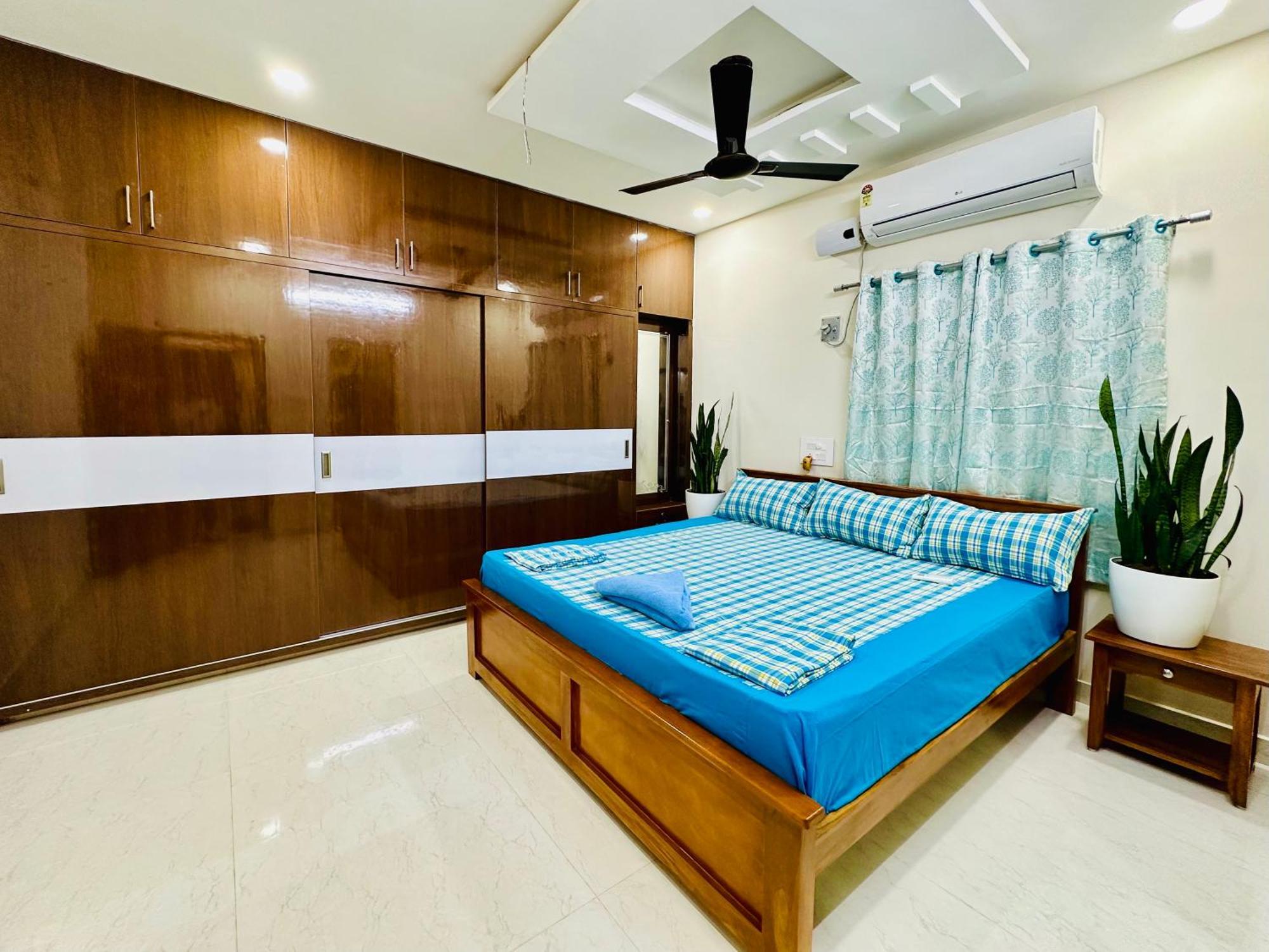 Truelife - 3Bhk Ac Apartments For Large Family - Best Location - Direct Flyover To Alipiri Gate - Walk To Ps4 Veg Restaurant - Modular Kitchen - Super Fast Wifi - Android Tv - 250 Jio Channels - Easy Access To All Temples - Top Service With Lots Of L Tirupati Exterior photo